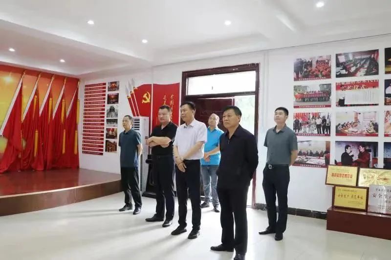 西平博雅醫(yī)療集團專家團隊蒞臨棠河開展義診活動